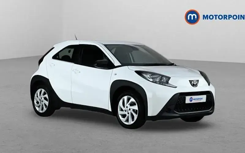 Used Toyota Aygo X PURE 72 HP (52 kW) 2025 SUV