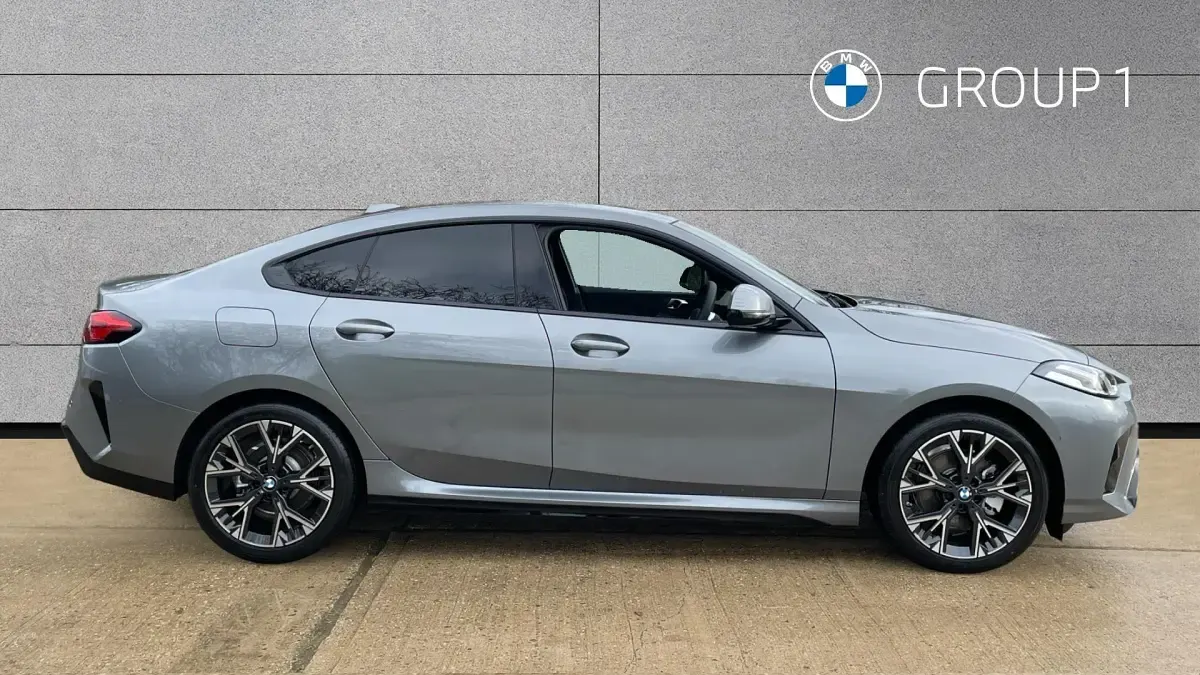Begagnad BMW 220 M Sport 168 HK (123 kW) 2026 Grå Sportkupé