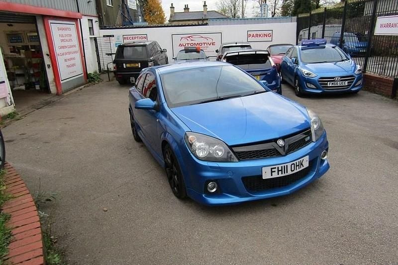 Blue Used 2011 Vauxhall Astra Sport Hatchback | £8,495 - Image 1/1