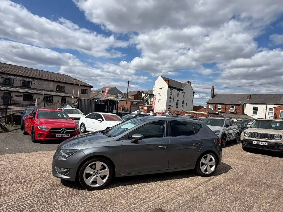 Used Seat Leon FR 184 HP (135 kW) 2015 Grey Hatchback