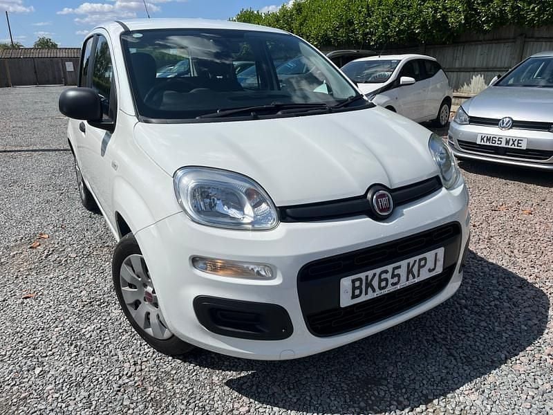 White Used 2015 Fiat Panda Pop Hatchback | £3,995 (A bit pricey) - Image 1/4