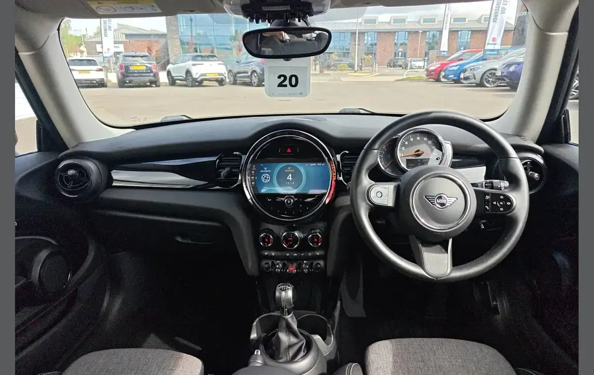 Used Mini Cooper Classic 134 HP (98 kW) 2022 Grey Hatchback