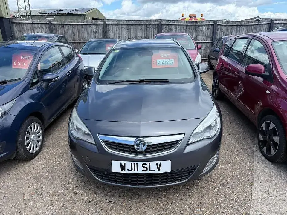 Used Vauxhall Astra 2011 Grey Estate