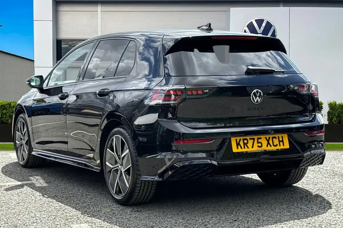 Used VW Golf VIII Black Edition 150 HP (110 kW) 2025 Black Hatchback