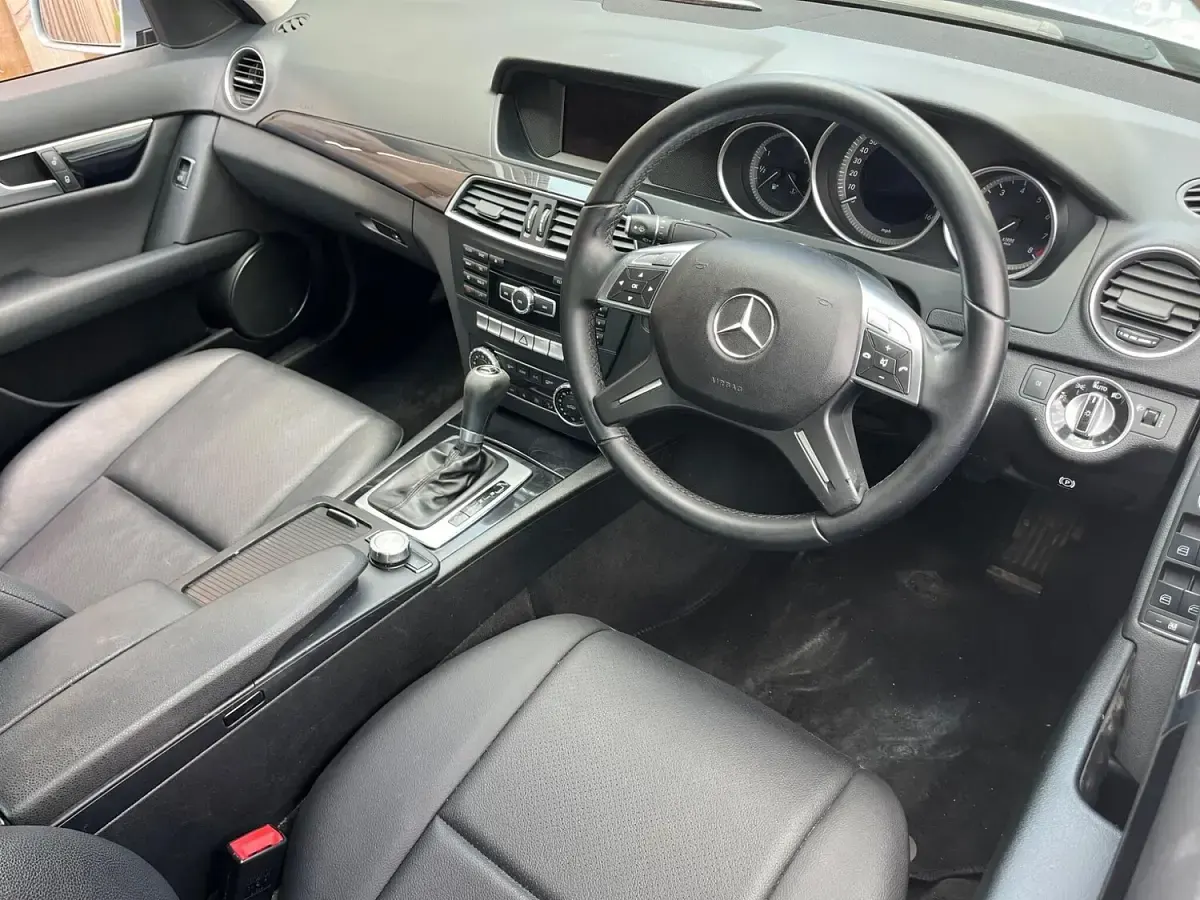 Used Mercedes C180 Executive 2013 Silver Sedan