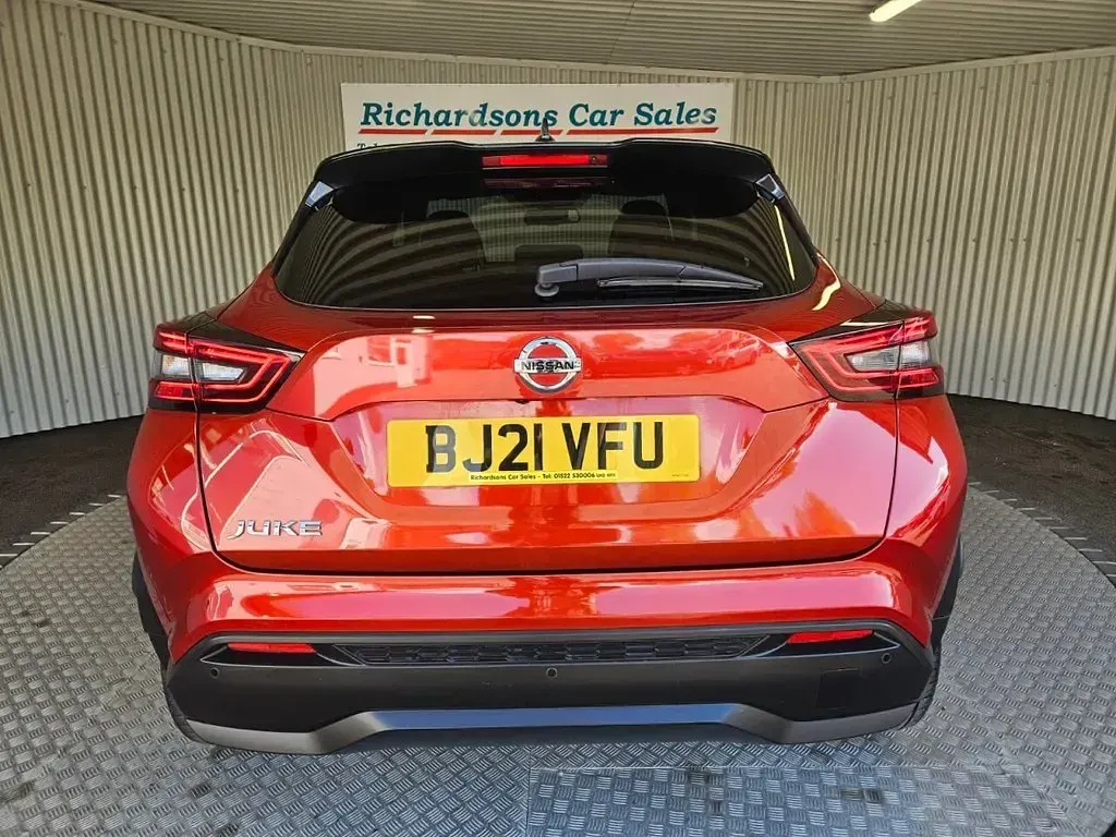 Used Nissan Juke S 114 HP (83 kW) 2021 Red SUV