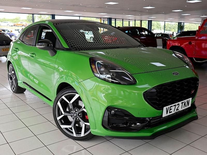 Green Used 2023 Ford Puma ST Hatchback | £21,289 (Fair price) - Image 1/2