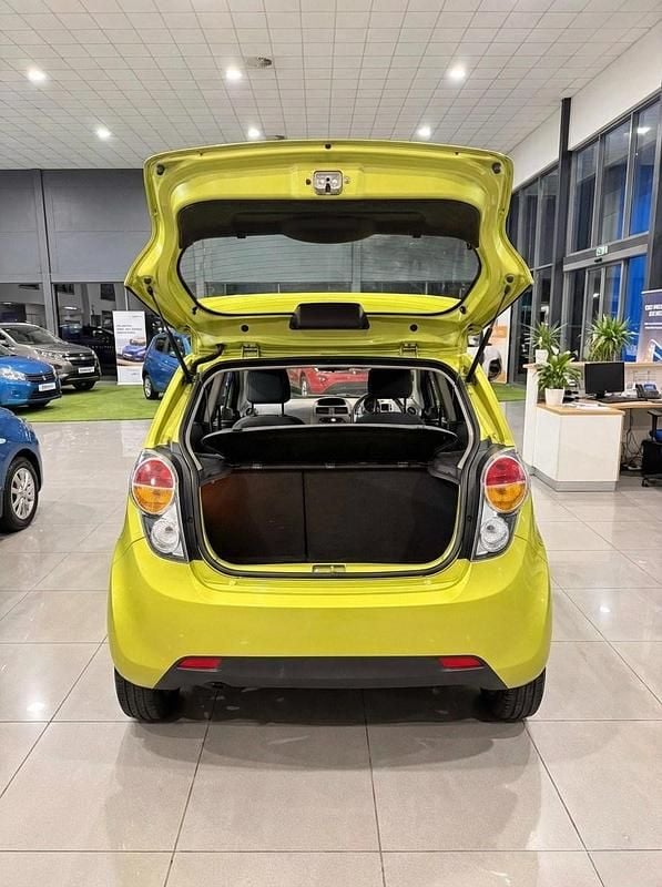 Used Chevrolet Spark LS 2010 Green Hatchback