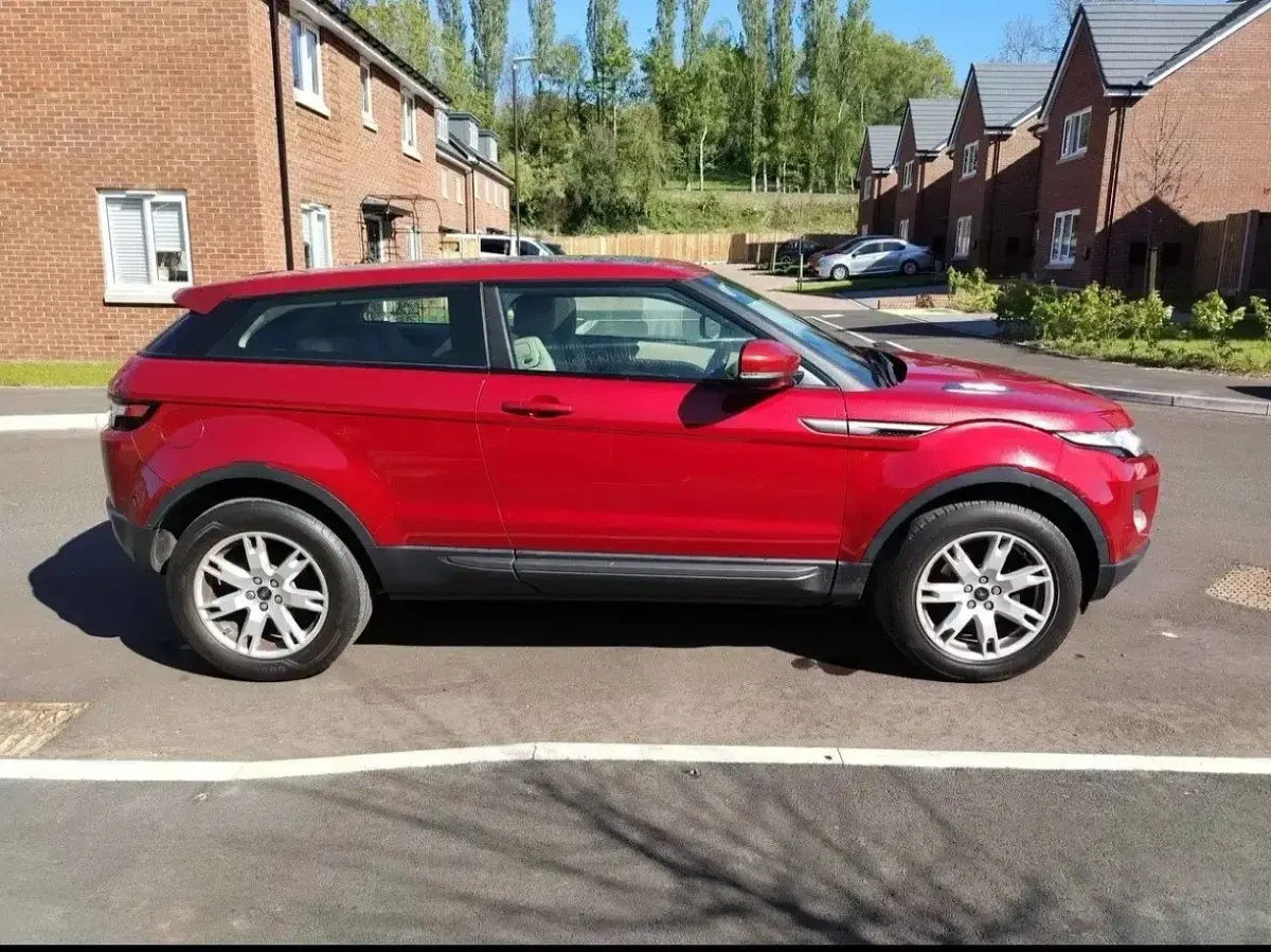 Used Land Rover Range Rover evoque Pure 2013 Red SUV