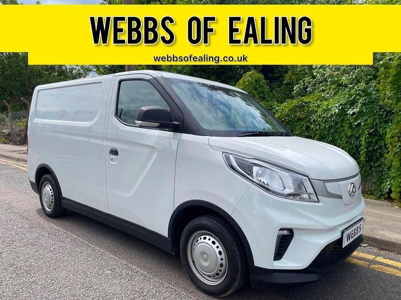 White Used 2021 Maxus eDeliver 3 Van | £10,995 - Image 1/4