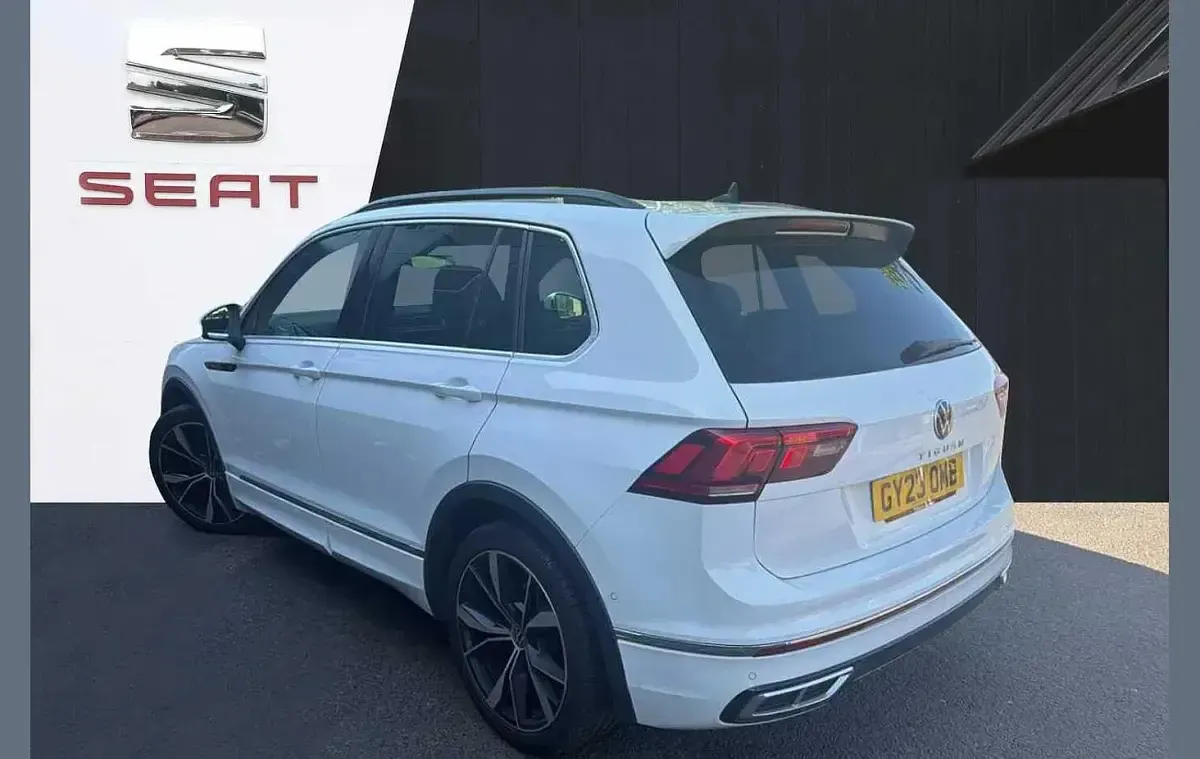 Used VW Tiguan R-line 150 HP (110 kW) 2023 White SUV