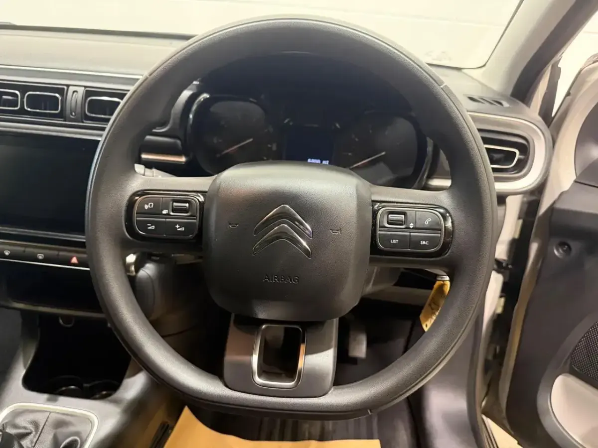 Used Citroën C3 PureTech 82 HP (60 kW) 2022 Brown Hatchback