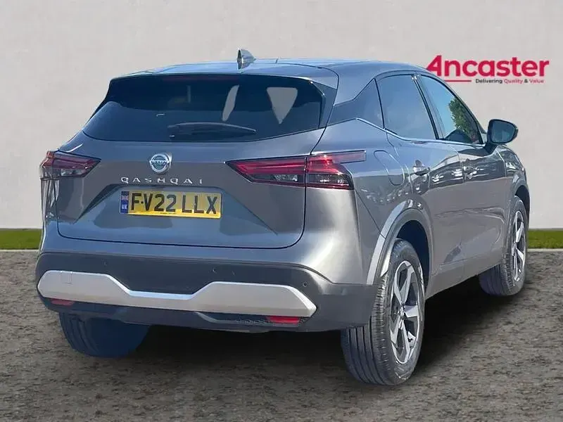 Used Nissan Qashqai N-Connecta 158 HP (116 kW) 2022 Grey SUV