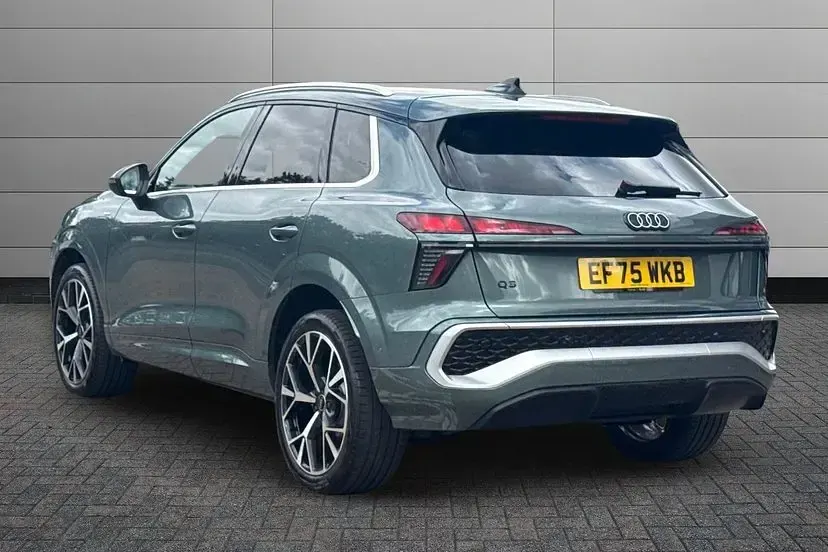 Used Audi Q3 S-Line 148 HP (108 kW) 2025 Green SUV