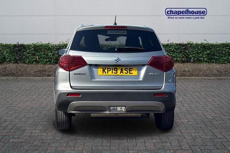 Second-hand Suzuki Vitara SZ-T 140 CP (102 kW) 2019 Gri SUV