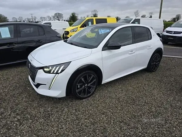 Used Peugeot 208 GTi 100 HP (73 kW) 2023 White Hatchback