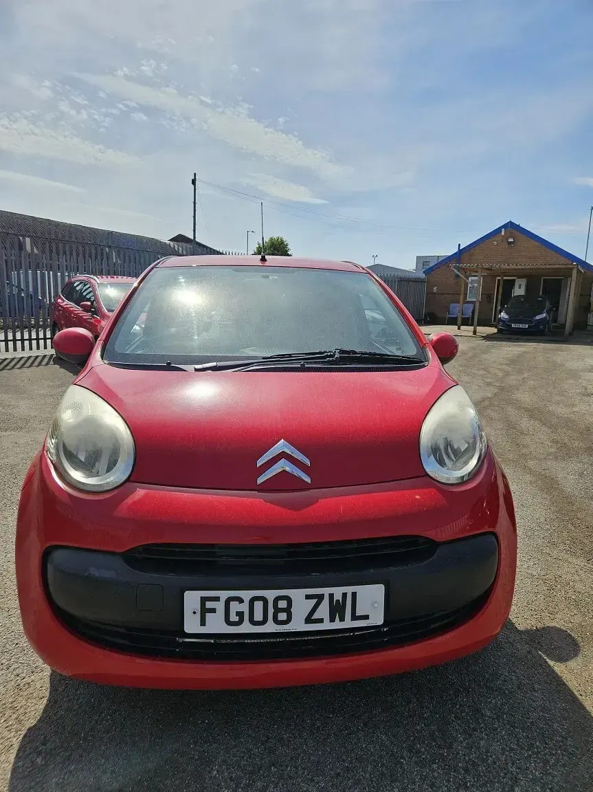 Used Citroën C1 67 HP (49 kW) 2008 Red Hatchback