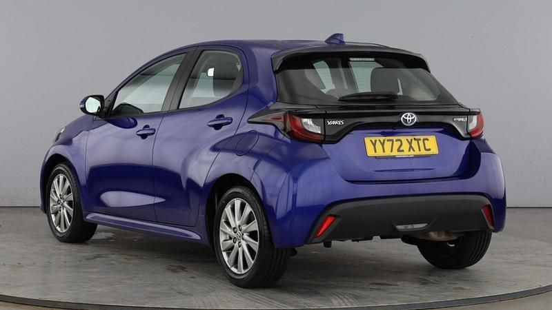 Used Toyota Yaris 2023 Blue Hatchback