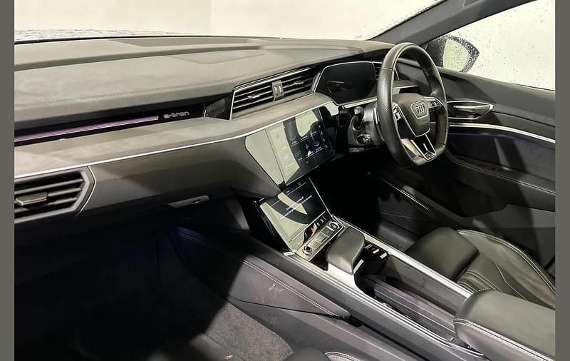 Used Audi Q8 e-tron Black Edition 300 kW (408 HP) 2023 Blue SUV