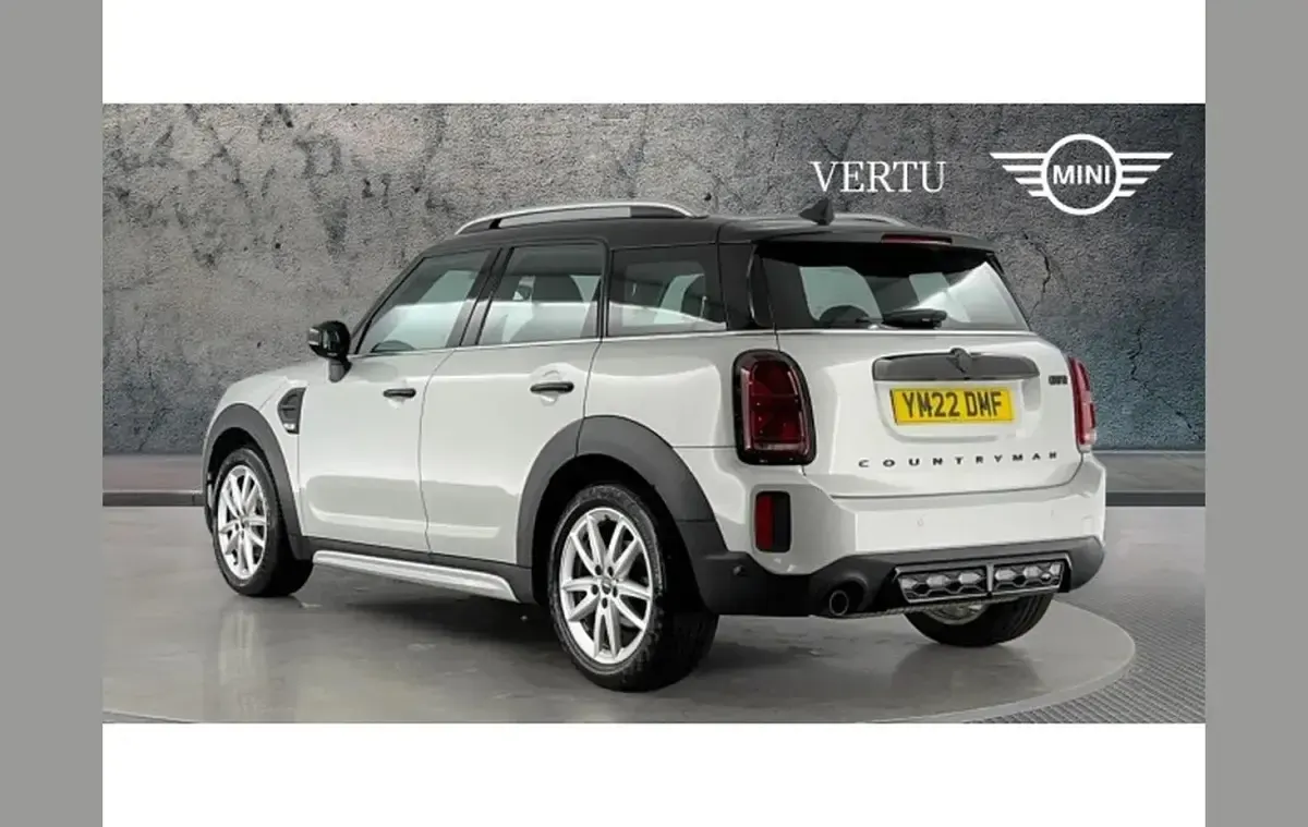 Used Mini Cooper Countryman Sport 134 HP (98 kW) 2022 Silver SUV
