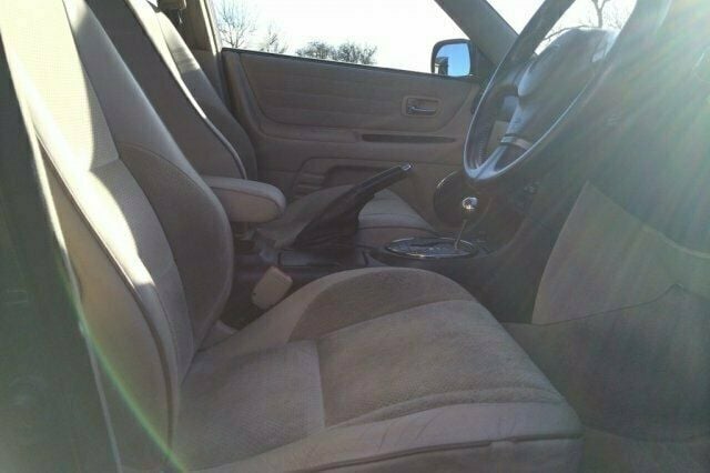 Used Lexus IS200 153 HP (112 kW) 2002 Sedan