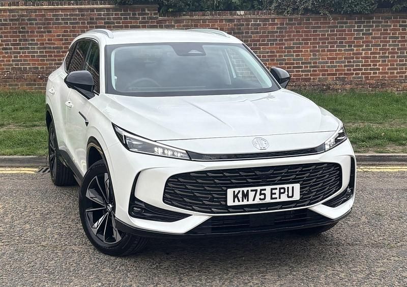 Used MG HS SE 170 HP (125 kW) 2025 White SUV