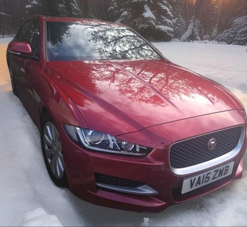 Used Jaguar XE R-Sport 2015 Red Sedan