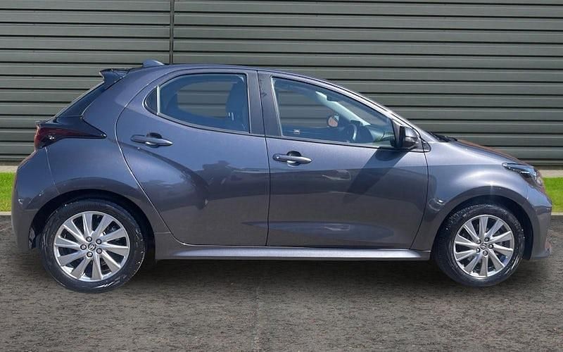Second-hand Toyota Yaris Hybrid 116 CP (85 kW) 2026 Hatchback