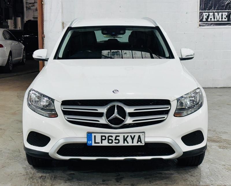 Used Mercedes GLC220 SE 170 HP (125 kW) 2015 White SUV