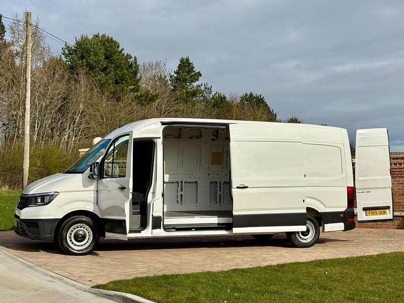 Usado VW Crafter 140 HP (102 kW) 2019 Branco Van
