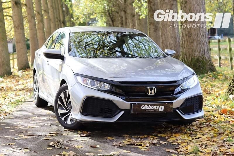 Silver Used 2018 Honda Civic SE Hatchback | £11,050 (Good price) - Image 1/4