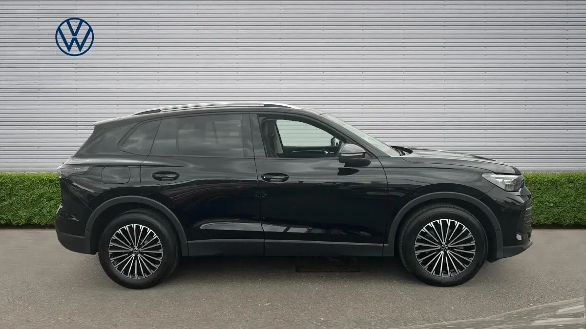 Used VW Tiguan Match 131 HP (96 kW) 2025 Black SUV