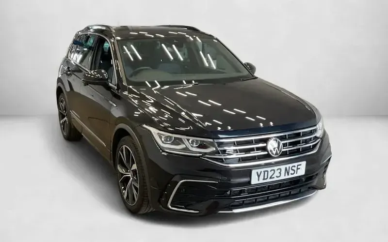 Used VW Tiguan R-line 150 HP (110 kW) 2023 SUV