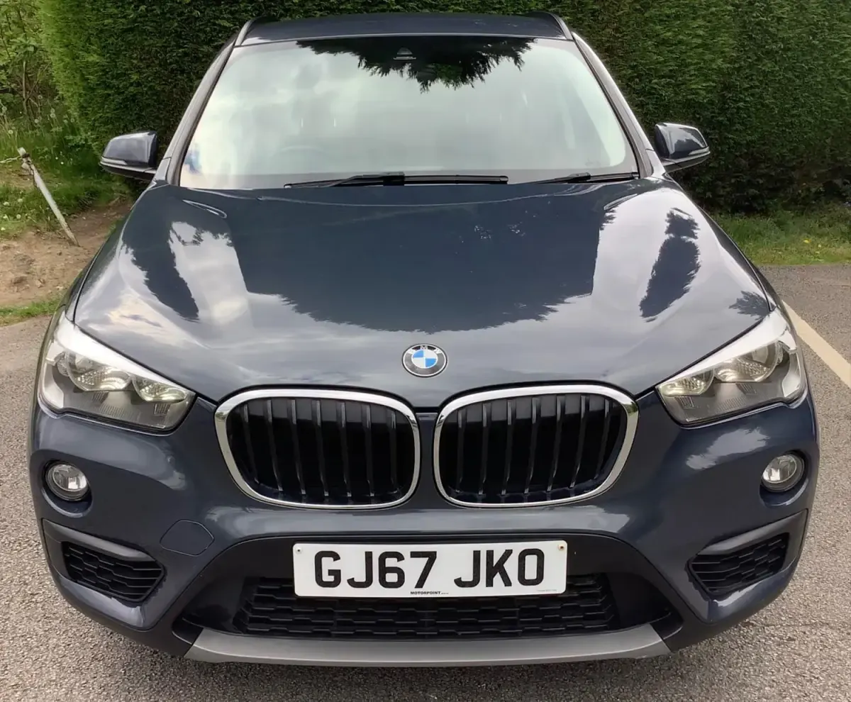 Usado BMW X1 Impressive 150 CV (110 kW) 2017 Gris SUV