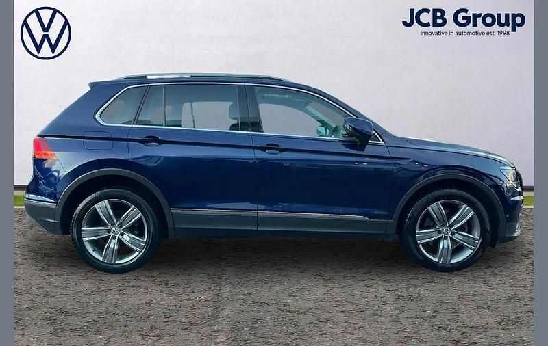 Used VW Tiguan SEL 190 HP (139 kW) 2019 Blue SUV