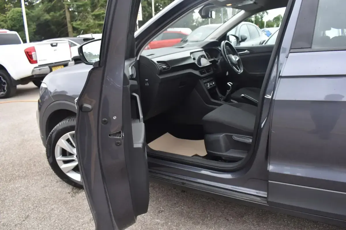 Used VW T-Cross SE 108 HP (79 kW) 2022 Grey SUV