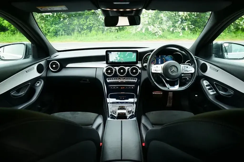 Usado Mercedes C220 AMG line 2019 Cinzento Carrinha