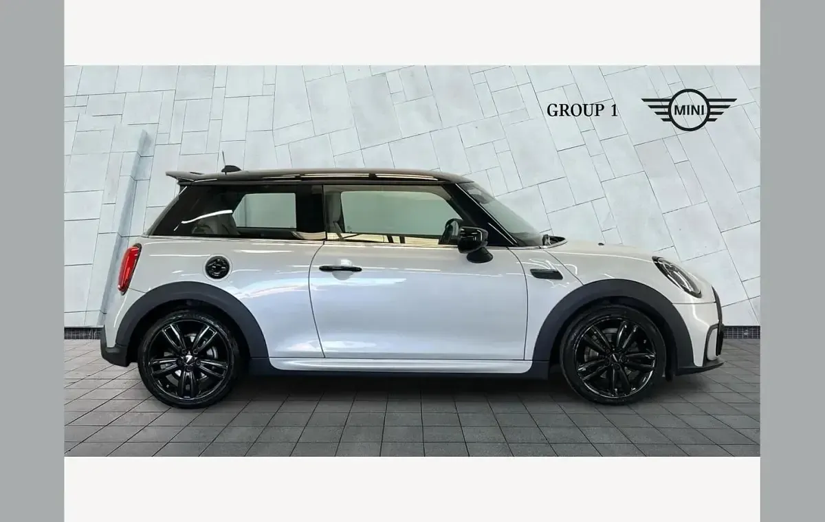 Used Mini Cooper Sport 134 HP (98 kW) 2021 Silver Hatchback