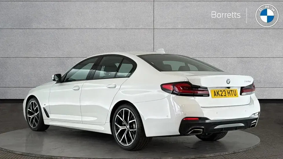 Used BMW 520 M Sport 187 HP (137 kW) 2023 White Sedan