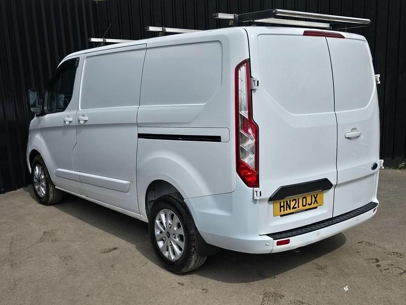 Used Ford Transit Custom Limited 130 HP (95 kW) 2021 White Van