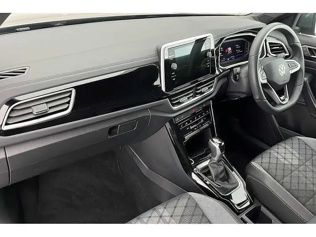 Used VW T-Roc R-line 150 HP (110 kW) 2025 Grey SUV