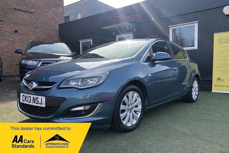 Used Vauxhall Astra Elite 2013 Blue Hatchback