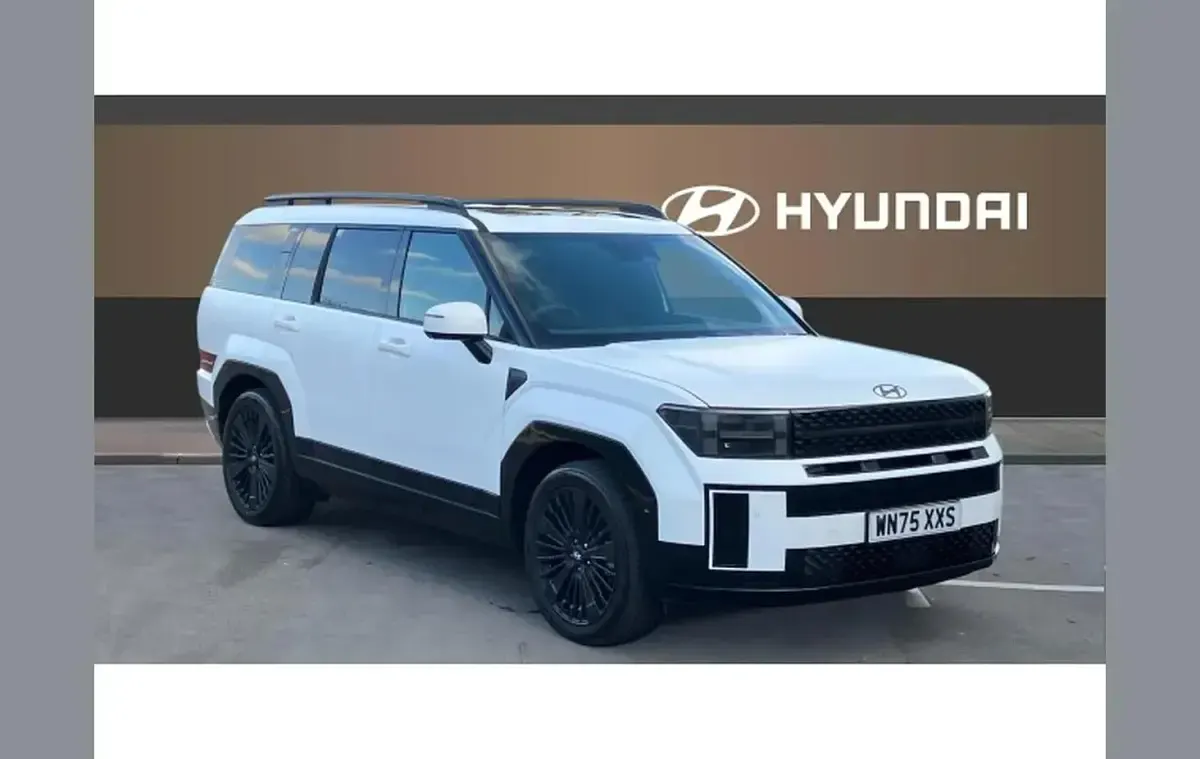 Used Hyundai Santa Fe 215 HP (158 kW) 2025 SUV