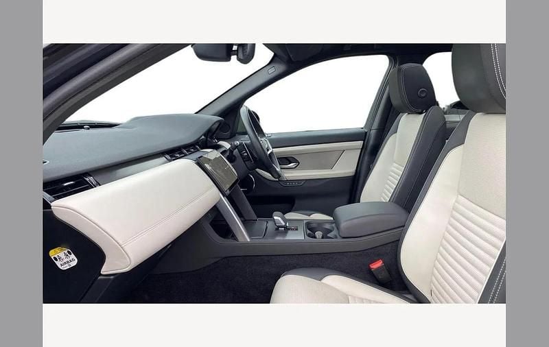 Used Land Rover Discovery Sport HSE Dynamic 204 HP (150 kW) 2024 Blue SUV