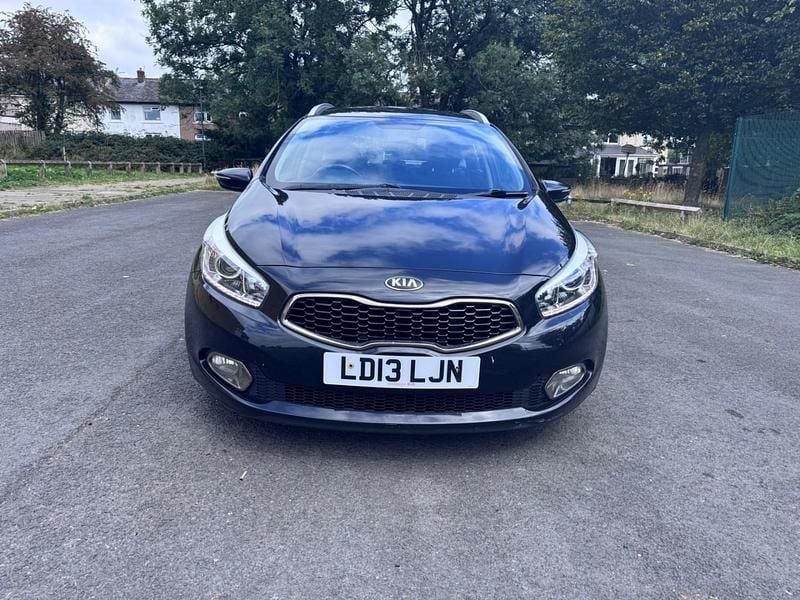 Black Used 2013 Kia Ceed 2 Estate | £2,695 (Good price) - Image 1/4