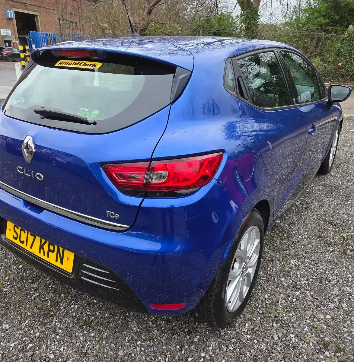 Used Renault Clio IV Dynamique 90 HP (66 kW) 2017 Blue Hatchback