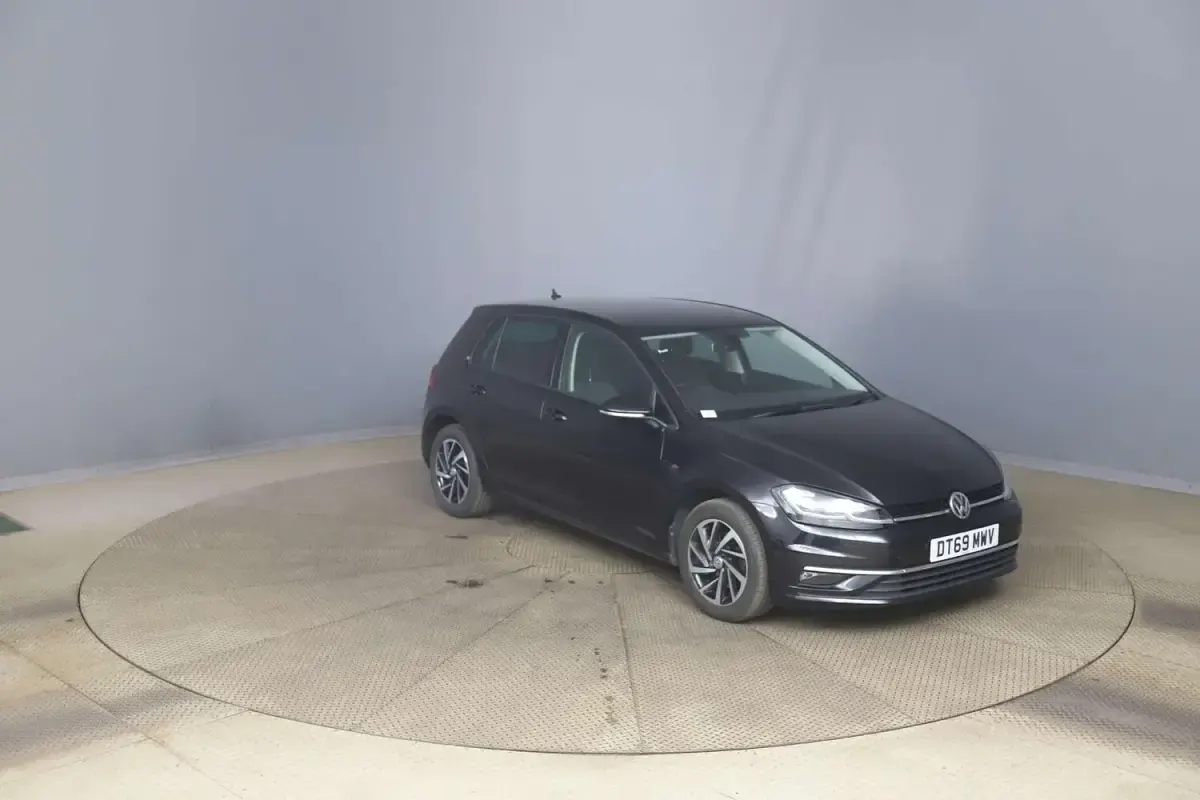 Used VW Golf VII Edition 150 HP (110 kW) 2020 Hatchback