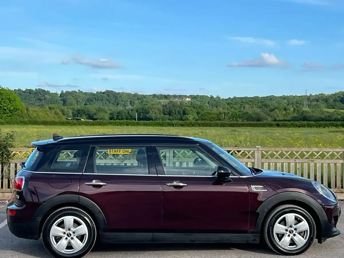 Used Mini Cooper Clubman 136 HP (100 kW) 2016 Maroon Estate