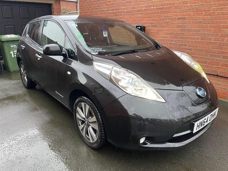 Used Nissan Leaf Tekna 80 kW (109 HP) 2014 Black Hatchback
