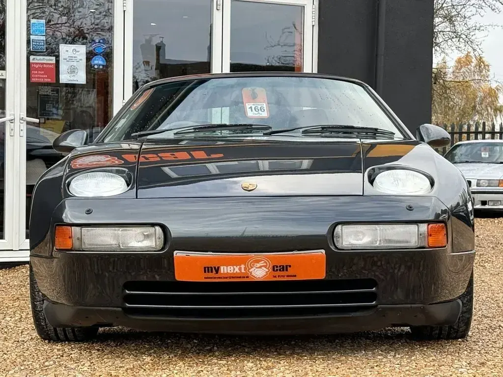 Used Porsche 928 350 HP (257 kW) 1994 Green Coupe